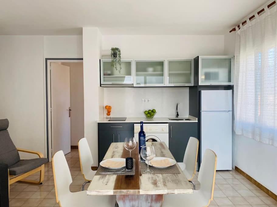 Apartamentos Aquarium Росес Екстериор снимка